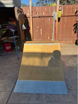 OC Ramps 3ft quarter pipe