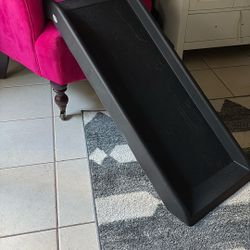 TRIXIE Short Safety Cat & Dog Ramp, Black, $30