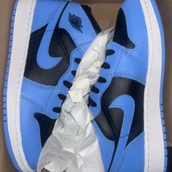 UNIVERSITY BLUE/BLACK-WHITE AIR JORDAN 1 MID
