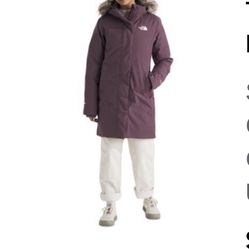 The Northface Womens Artic Hooded Parka