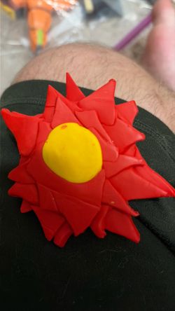 Goz flower pin (Roblox myth)