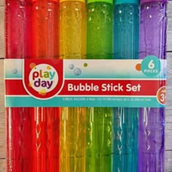 New in SEALED package. 6 pack of big bubble wands. See photo. CASH PICKUP ONLY.