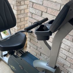 essential rt8 recumbent exercise bike