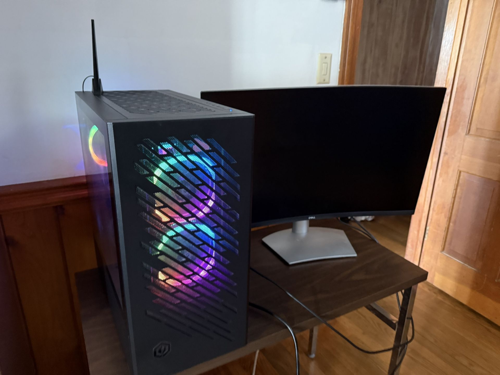 Cyber Power Gaming Computer Like New Excellent Condition 