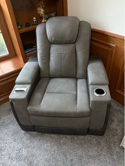 Recliner Sofa