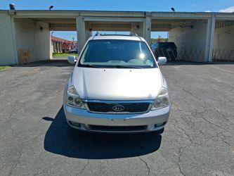 2012 KIA Sedona