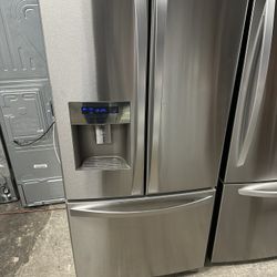 LG 33 Inch French Door Refrigerator Bottom Freezer Stainless Steel 