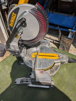 DeWalt Chop Saw Model DW713
