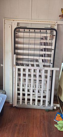 Baby crib