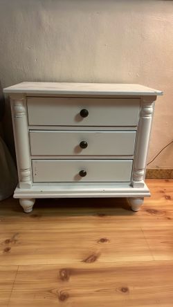 Night stand