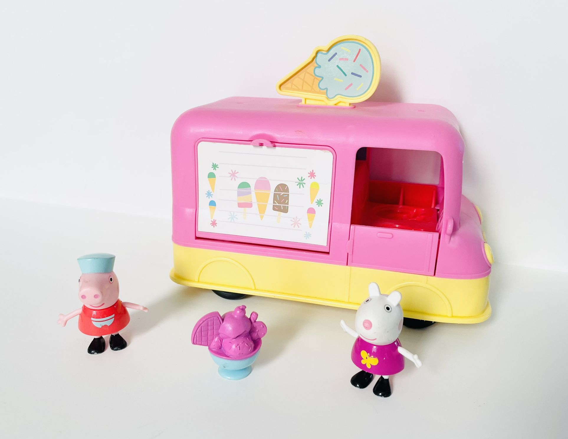 Hasbro Peppa Pig Peppa’s Adventures Peppa’s Ice Cream Truck Vehicle For Ages 3+