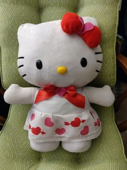 HELLO KITTY/SHE NEEDS SOMEONE TO LOVE HER/ NEVER USED