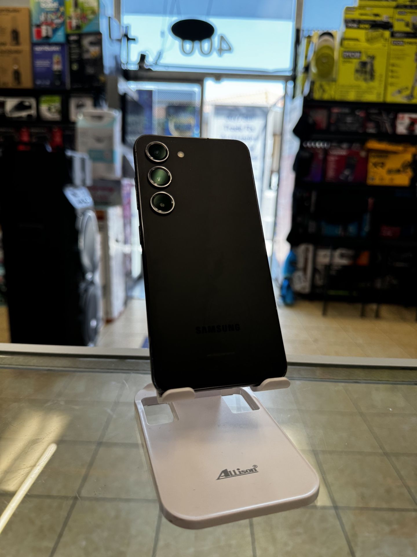 Samsung S23 (Unlocked)