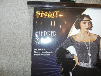NEW - Spirit Halloween Costume Flapper Kit Size Large