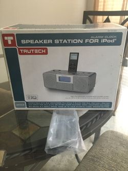 Speaker station for iPod and more