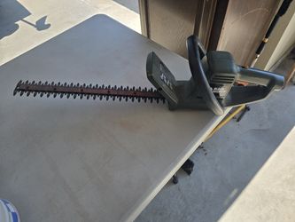 Electric Hedge Trimmer