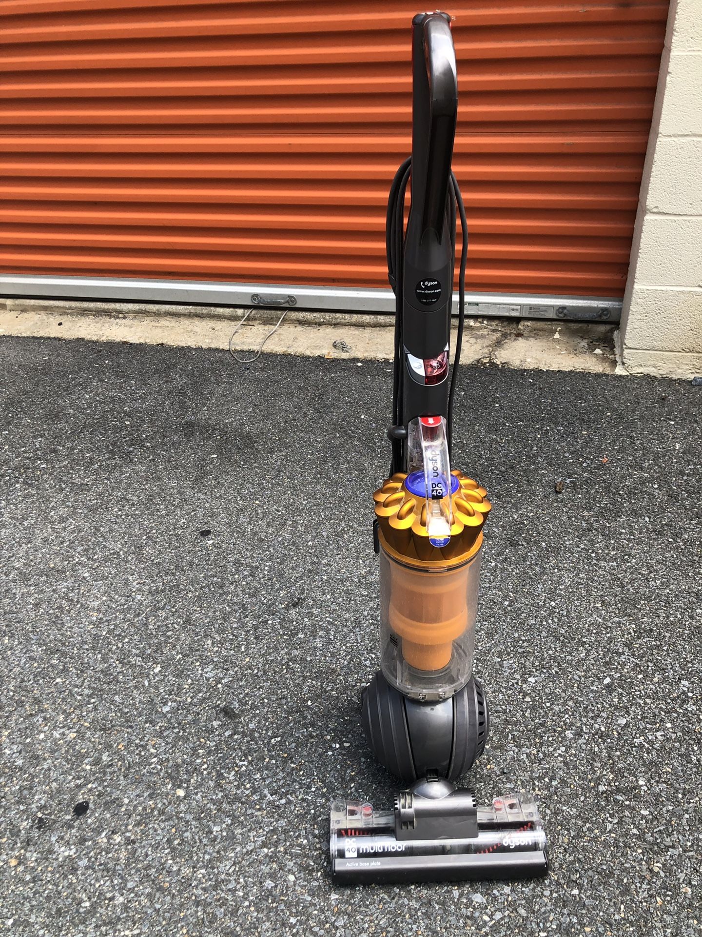 Dyson QC 40 highend vaccum