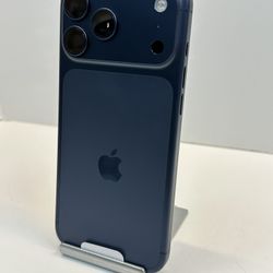 Apple iPhone 17 PRO MAX 256gb. ( Fully Unlocked )