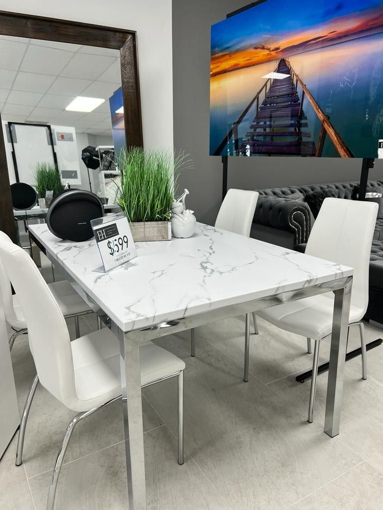 Mesa De Comedor Con 4 Sillas ✨️