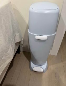 Diaper genie