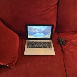 ASUS Laptop working great Touch Screen 