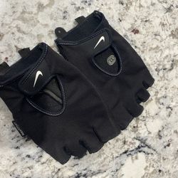 Nike Men’s Fitness Gloves