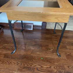 Vintage Wood Metal Table With Open Lid In Very Good Condition 