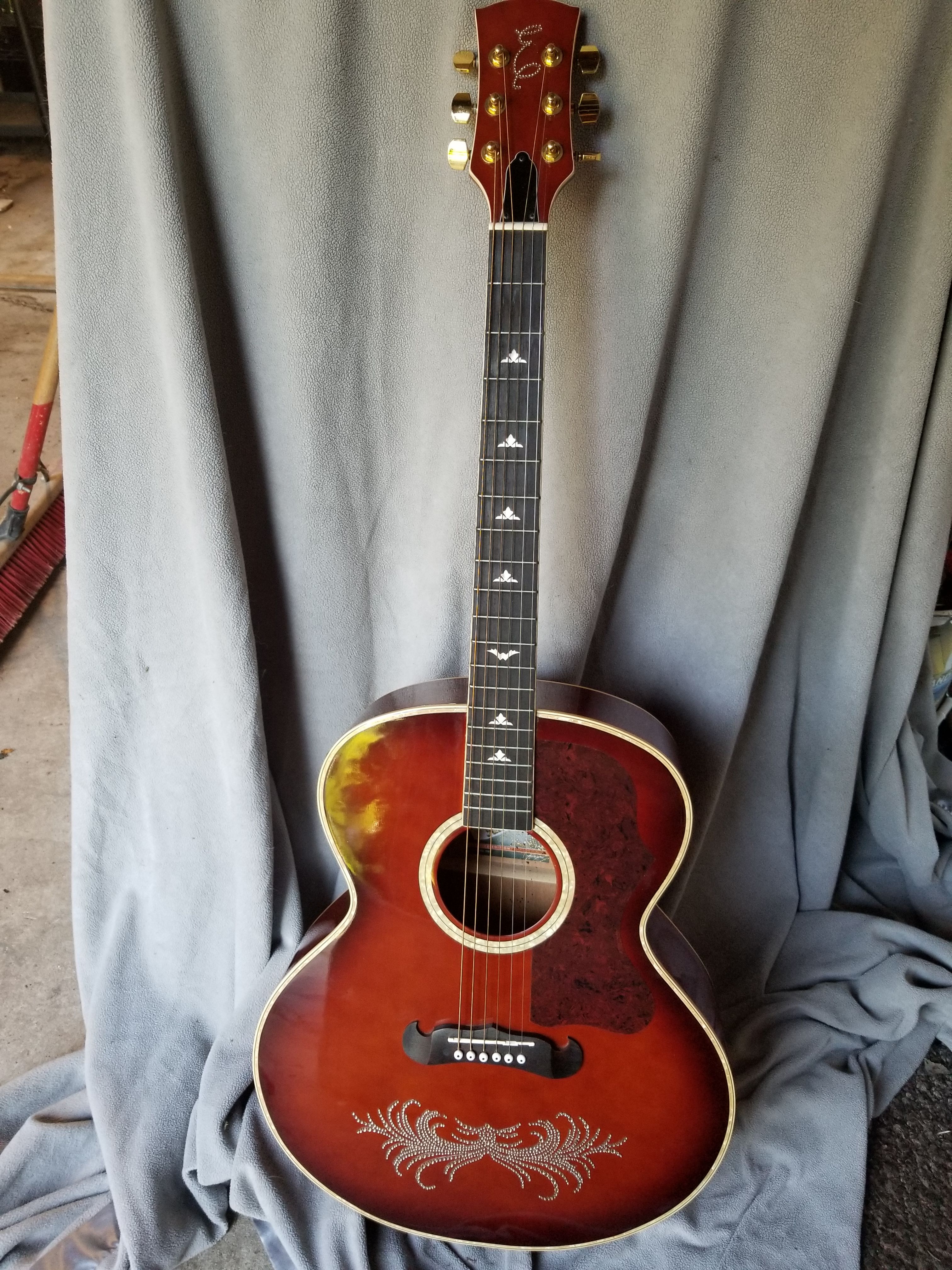 Esteban Amber Ice Rock ON Collection Limited Edition Acoustic-Electric Jumbo Guitar