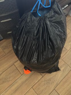 Free big bag of mixed kids clothes