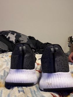 Running shoes (Used x1)