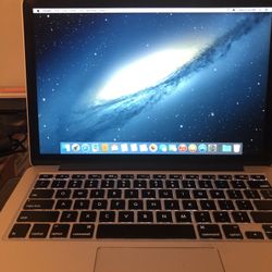 13 Inches  MacBook Pro Rametina  Processor  2.6 GHz Intel Core i5  8GB Memory RAM  250 GB Flash Storage  2015