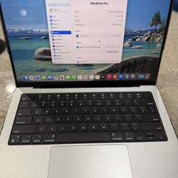New Apple MacBook Pro 14” M4 16GB Ram 512gb TRADES WELCOME!