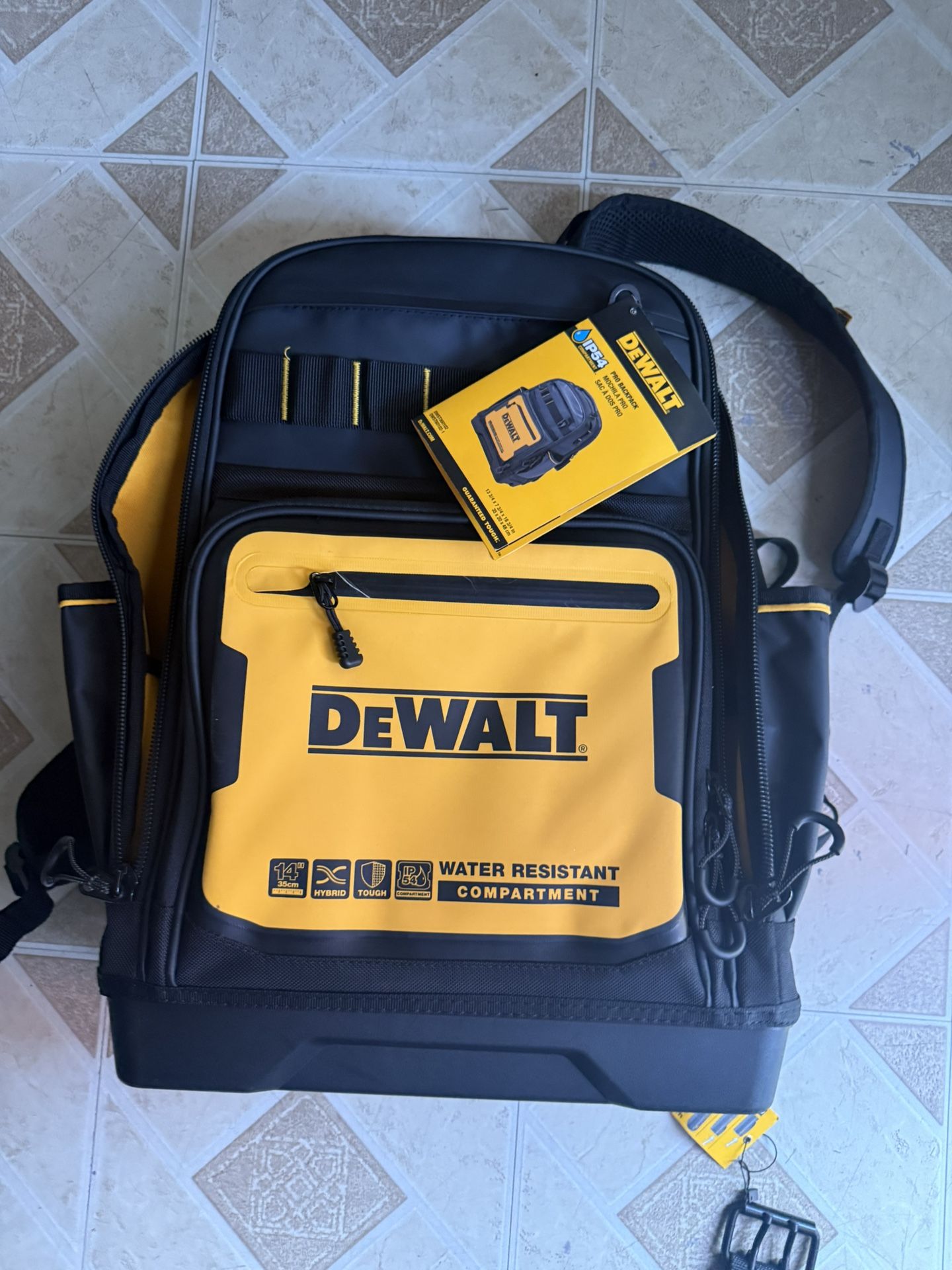 Dewalt Bag and Tool Belt