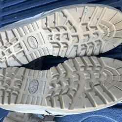 Army Boots Size 11