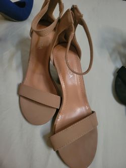 Shoes size 6
