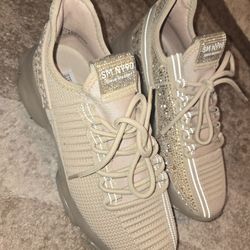 Steve Madden Woman Shoe