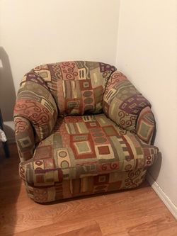 Rotating sofa lounge chair (Vintage/Tuscan style)