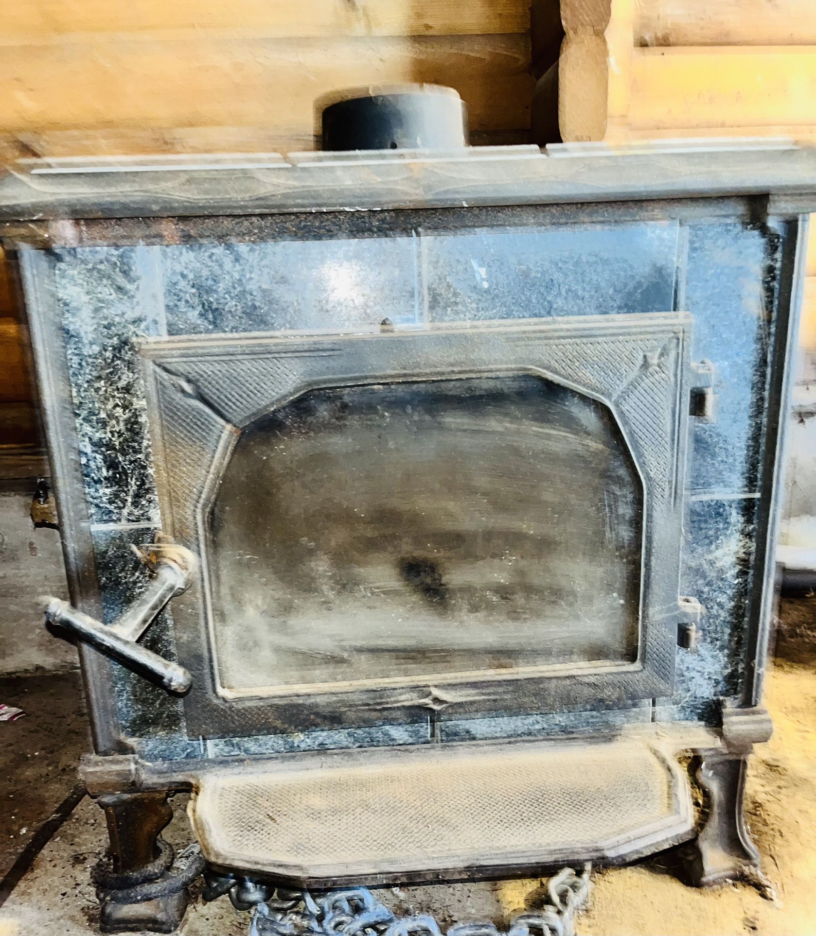 Hearthstone Cast Iron Wood Burning Stove