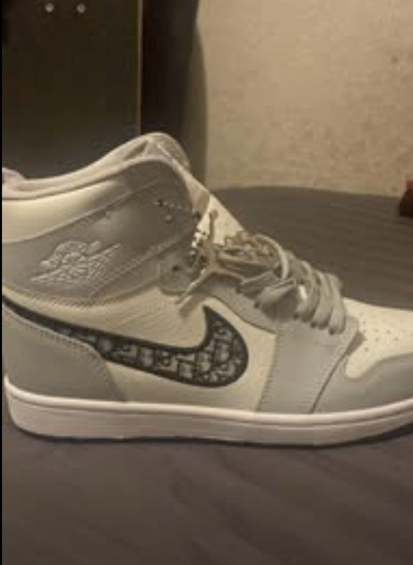 Dior x Jordan 1 high size 9.5