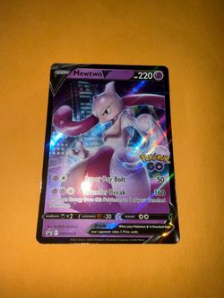 Mewtwo V Pokemon card