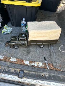 Military toy truck