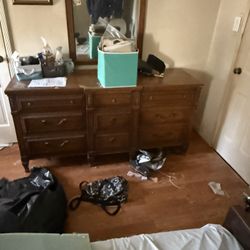 Dresser Good Wood 
