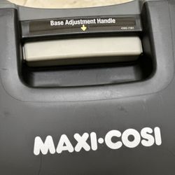 Maxi-Cosi  Infant Car Seat Base, Black