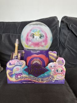 Magic Mixies Magic Crystal Ball