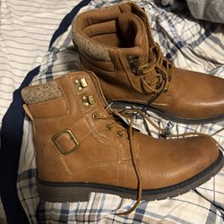 Boots Size 11
