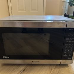 Panasonic 1200 Watt Microwave