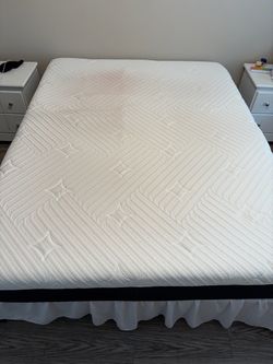 Mattress (Queen)