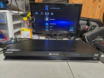 Sony  Blu-Ray disc / dvd player BDP-S570 3D  HDMI & RCA