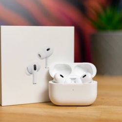 Airpods Pro (2nd Gen) (Read Description)