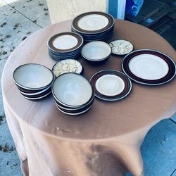 dinnerware set  32 Piece